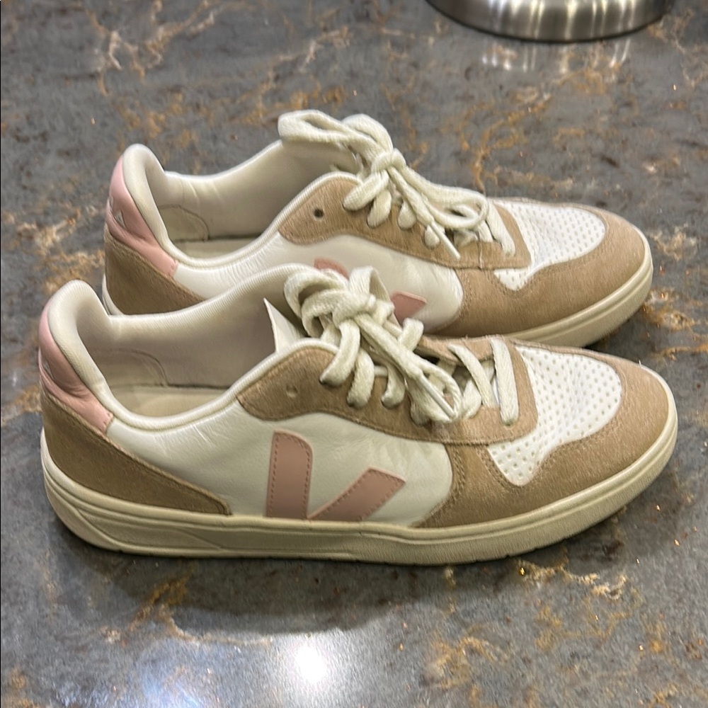 Veja White and Pink Sneakers